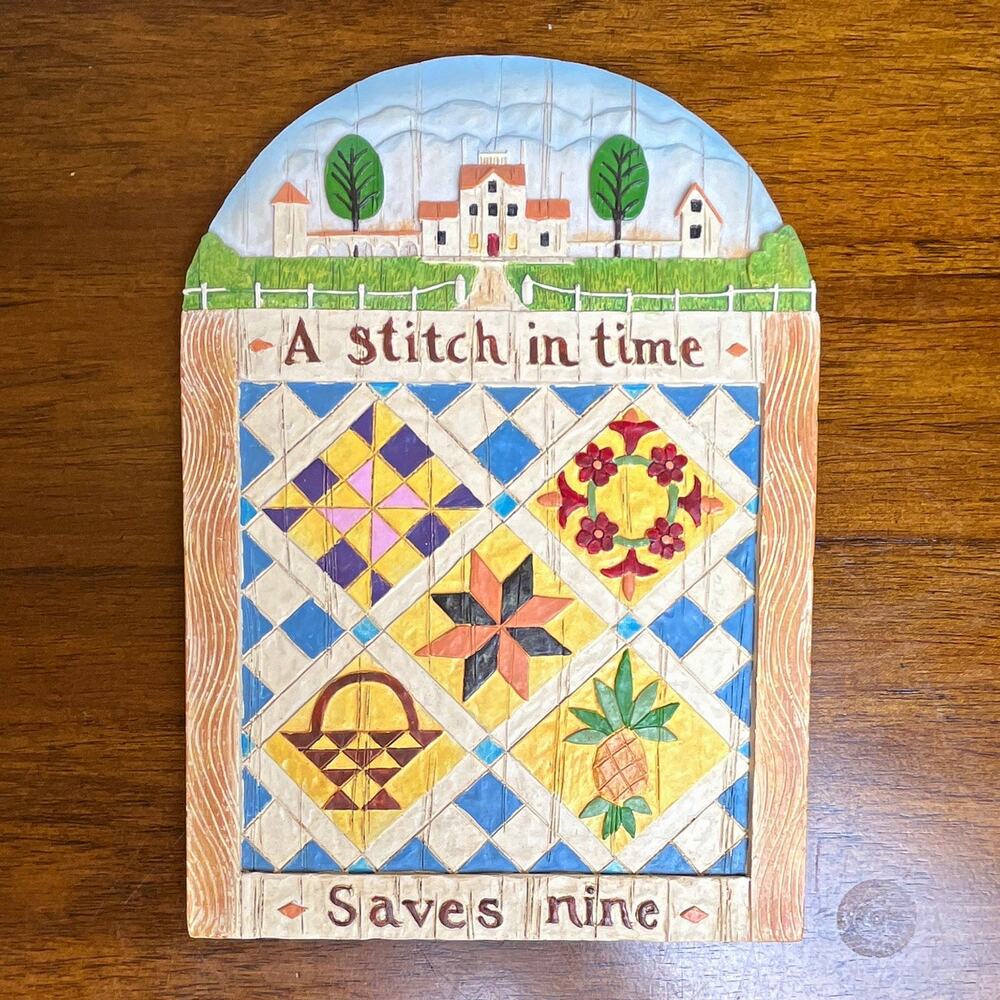 Heartwood Creek Jim Shore 7” A Stitch in Time Saves Nine Quilt Wall Plaque 2003